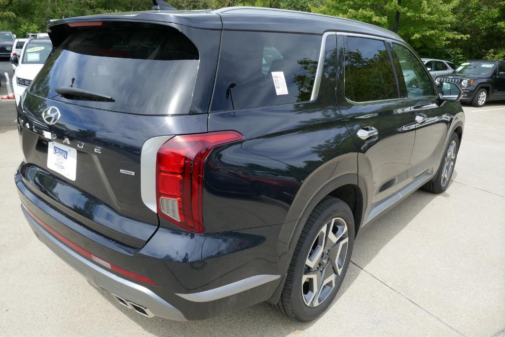 new 2025 Hyundai Palisade car, priced at $45,990