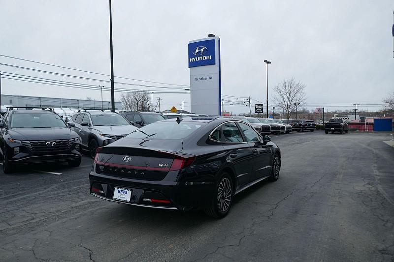 used 2023 Hyundai Sonata Hybrid car, priced at $25,490