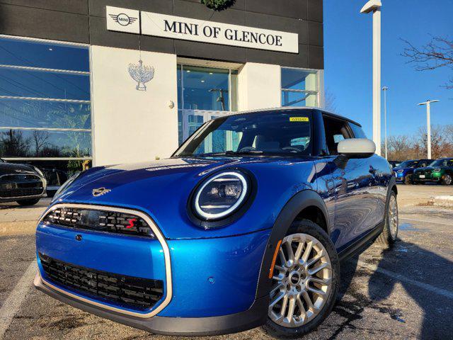 new 2025 MINI Hardtop car, priced at $38,795