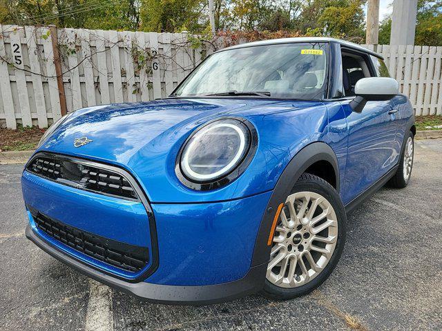 new 2025 MINI Hardtop car, priced at $32,645