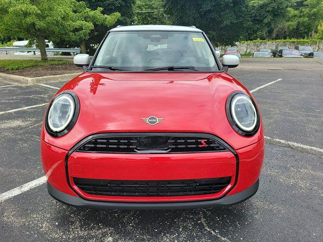 new 2025 MINI Hardtop car, priced at $35,845