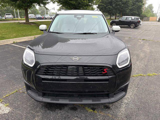 new 2025 MINI Countryman car, priced at $40,075