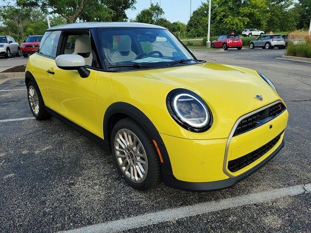 new 2025 MINI Hardtop car, priced at $38,295