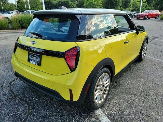 new 2025 MINI Hardtop car, priced at $38,295