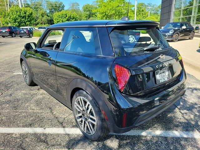 new 2025 MINI Hardtop car, priced at $37,295