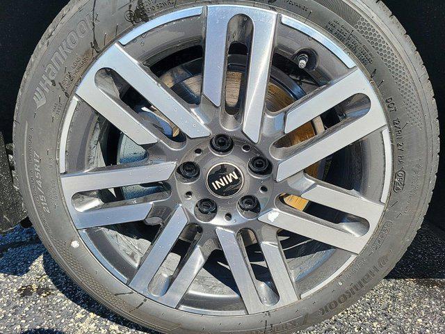 used 2025 MINI Hardtop car, priced at $33,911