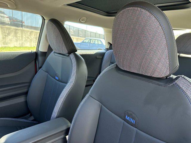 used 2025 MINI Hardtop car, priced at $31,637