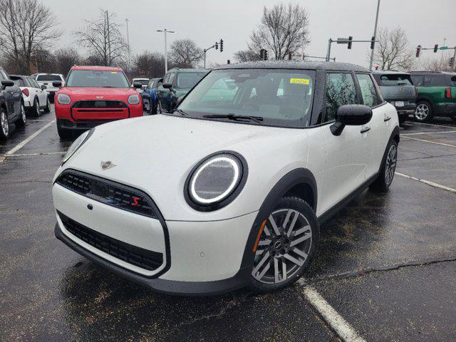 new 2025 MINI Hardtop car, priced at $38,295