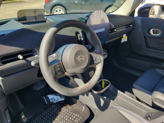 new 2025 MINI Hardtop car, priced at $32,825