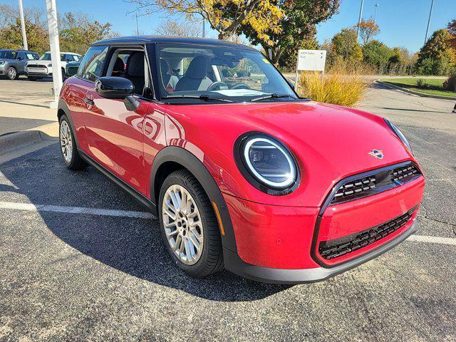 new 2025 MINI Hardtop car, priced at $32,395