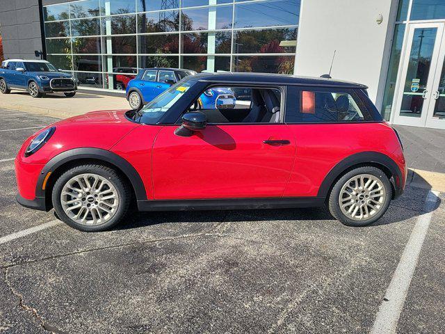 new 2025 MINI Hardtop car, priced at $32,395