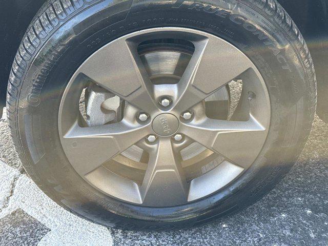 used 2017 Jeep Cherokee car, priced at $15,995