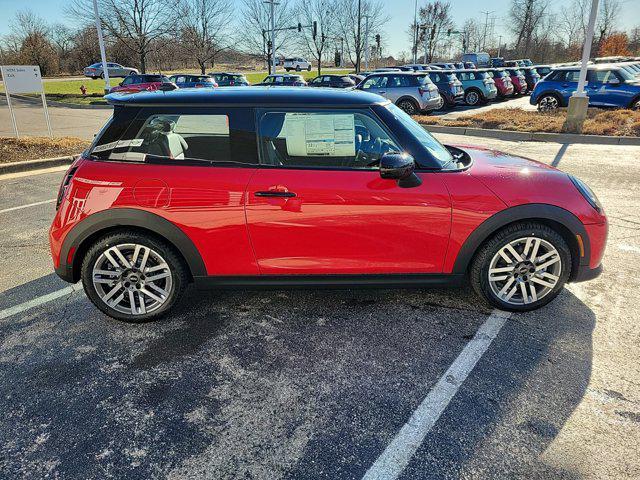 new 2025 MINI Hardtop car, priced at $35,680