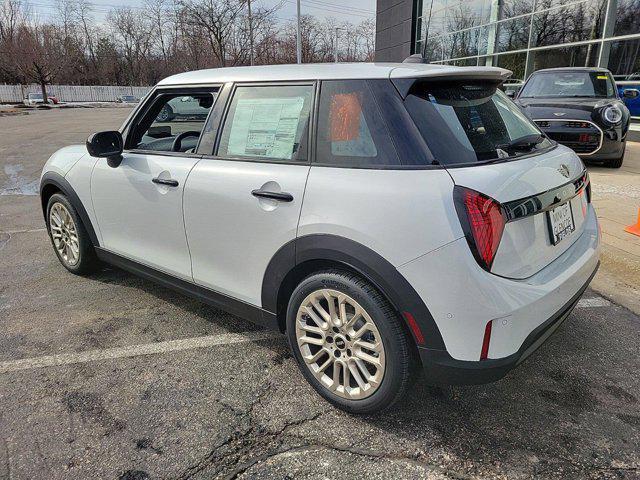 new 2025 MINI Hardtop car, priced at $39,295