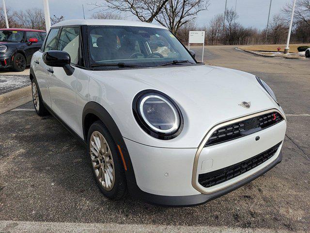 new 2025 MINI Hardtop car, priced at $39,295