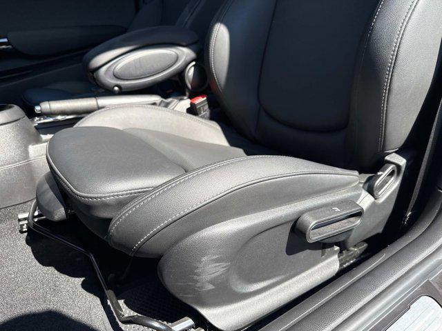 used 2023 MINI Hardtop car, priced at $26,695