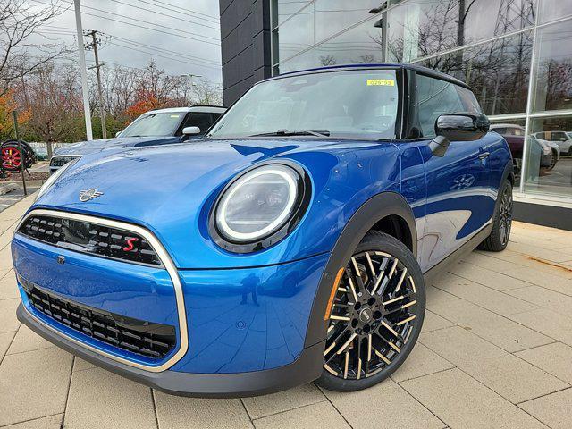 new 2025 MINI Hardtop car, priced at $38,795