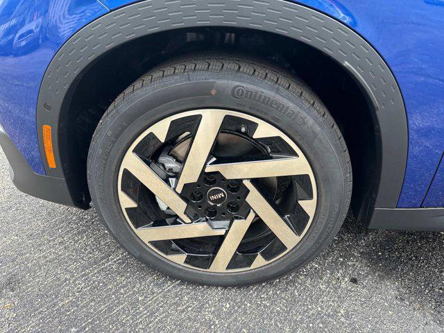 new 2025 MINI Countryman car, priced at $40,975