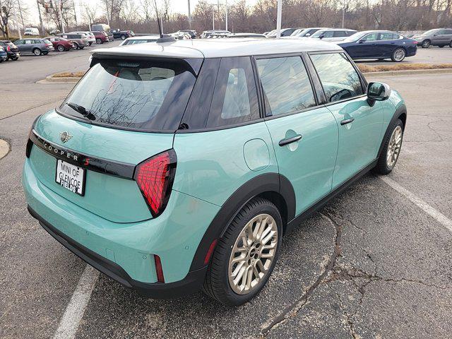 new 2025 MINI Hardtop car, priced at $38,295