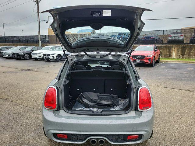 used 2018 MINI Hardtop car, priced at $18,995