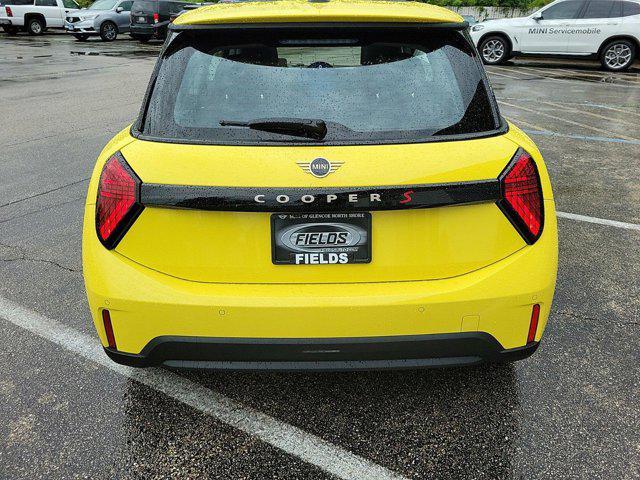 used 2025 MINI Hardtop car, priced at $32,911