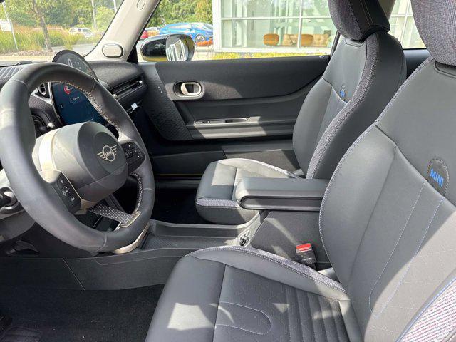 used 2025 MINI Hardtop car, priced at $30,911