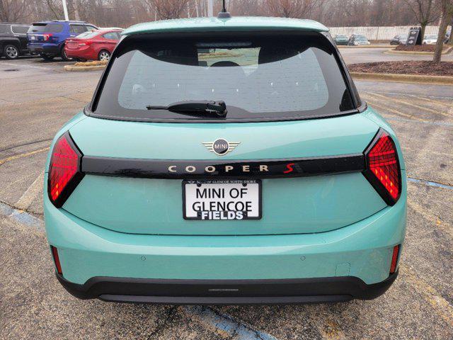 new 2025 MINI Hardtop car, priced at $39,295