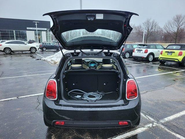 used 2024 MINI SE Hardtop car, priced at $37,280