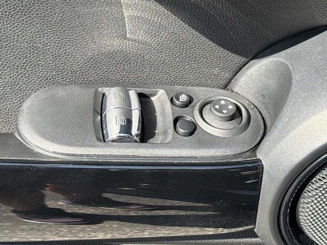 used 2023 MINI Hardtop car, priced at $27,211