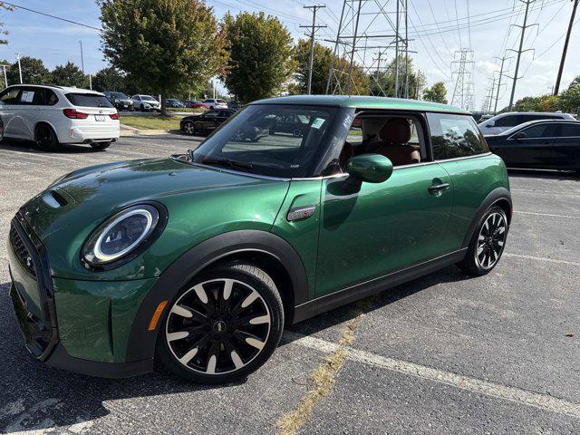 used 2023 MINI Hardtop car, priced at $27,211