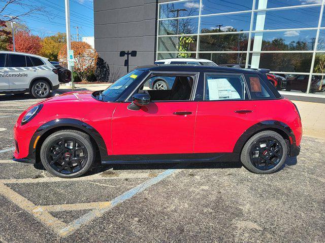 new 2025 MINI Hardtop car, priced at $40,545