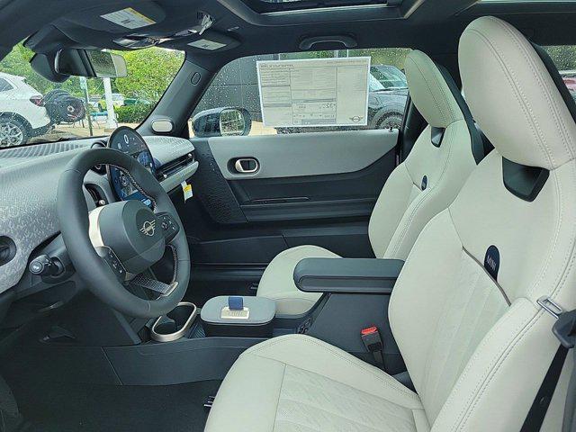 new 2025 MINI Hardtop car, priced at $38,295