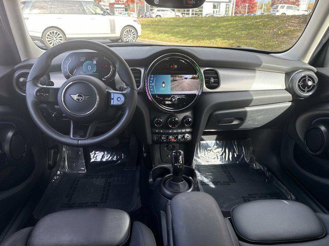 used 2024 MINI Hardtop car, priced at $27,995