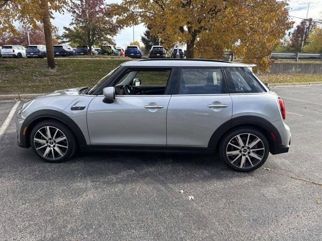 used 2024 MINI Hardtop car, priced at $27,995