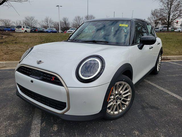 new 2025 MINI Hardtop car, priced at $39,380