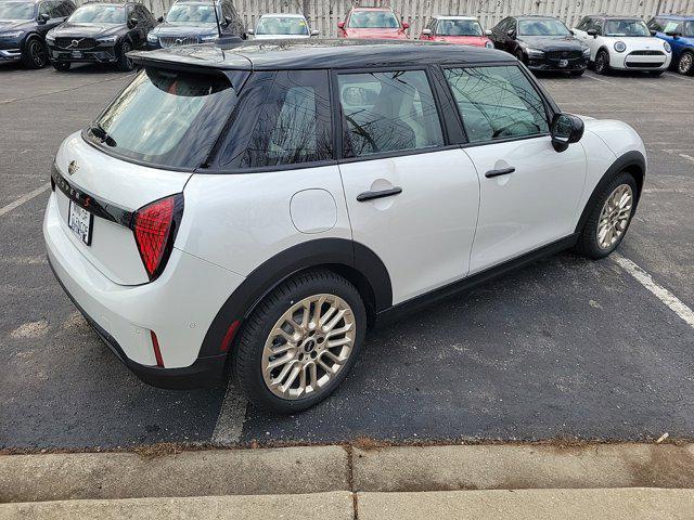 new 2025 MINI Hardtop car, priced at $39,380