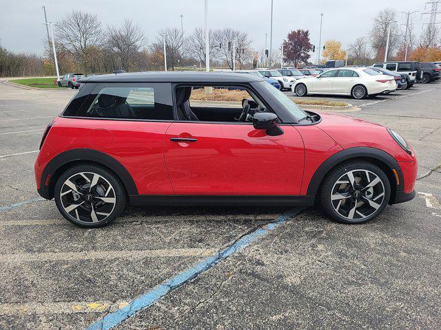 new 2025 MINI Hardtop car, priced at $33,030