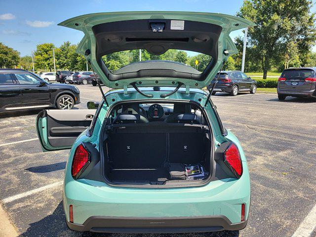 new 2025 MINI Hardtop car, priced at $38,295