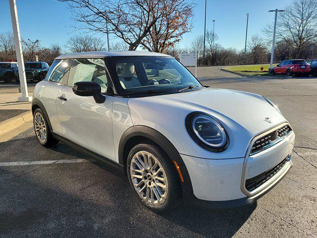 new 2025 MINI Hardtop car, priced at $32,430