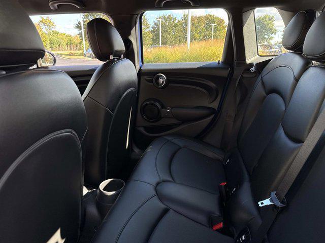 used 2021 MINI Hardtop car, priced at $18,495