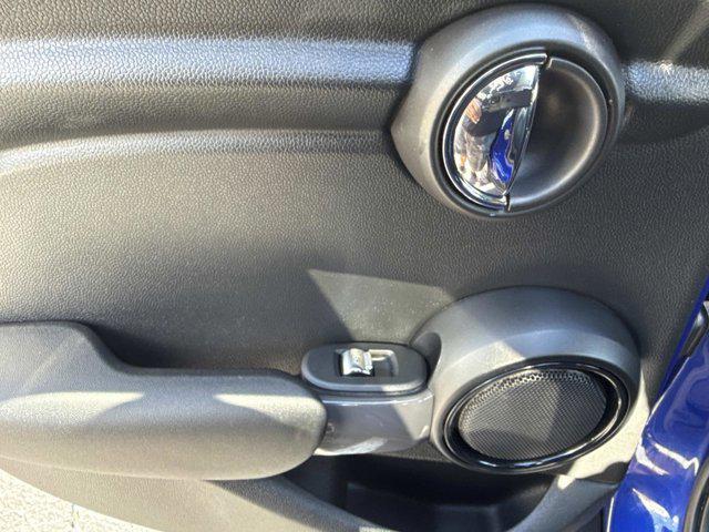 used 2021 MINI Hardtop car, priced at $18,495