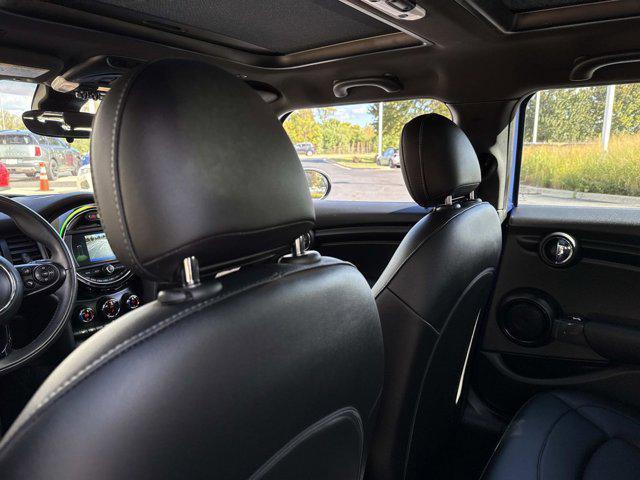 used 2021 MINI Hardtop car, priced at $18,495
