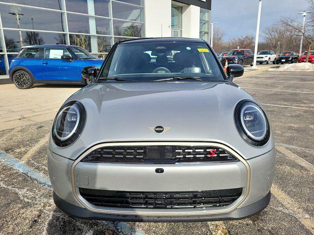 new 2025 MINI Hardtop car, priced at $39,475