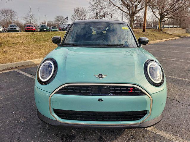 new 2025 MINI Hardtop car, priced at $39,380