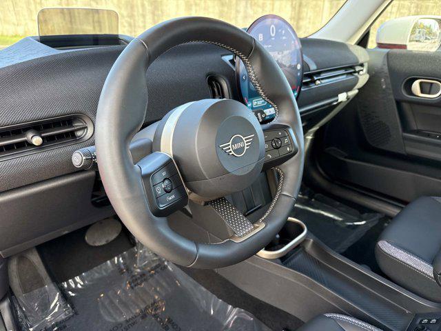 used 2025 MINI Hardtop car, priced at $29,237