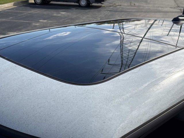 used 2025 MINI Hardtop car, priced at $29,237