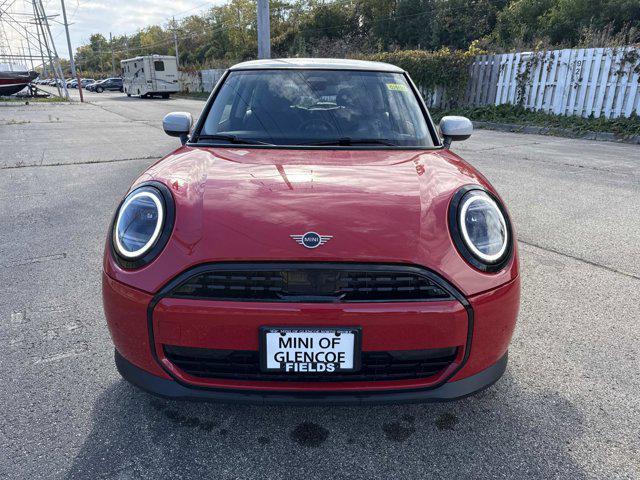 used 2025 MINI Hardtop car, priced at $29,237