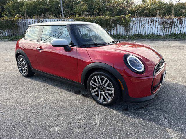 used 2025 MINI Hardtop car, priced at $29,237