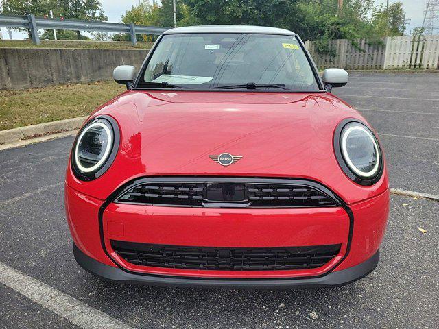 new 2025 MINI Hardtop car, priced at $32,420