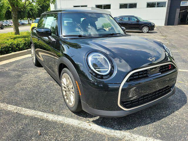 new 2025 MINI Hardtop car, priced at $35,595